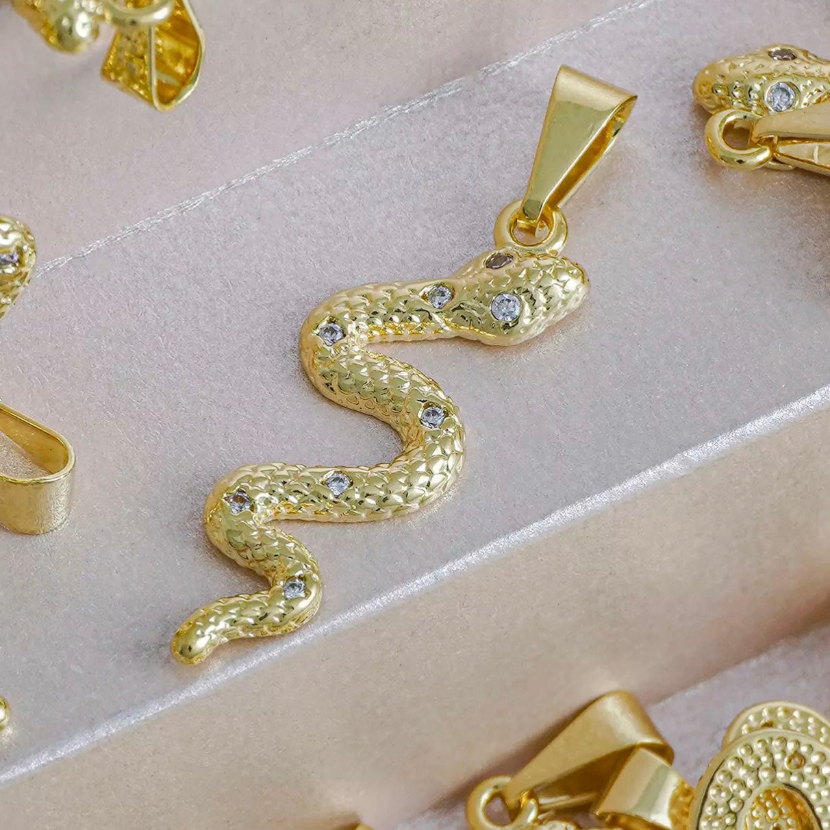 Dij. Serpiente Cristal