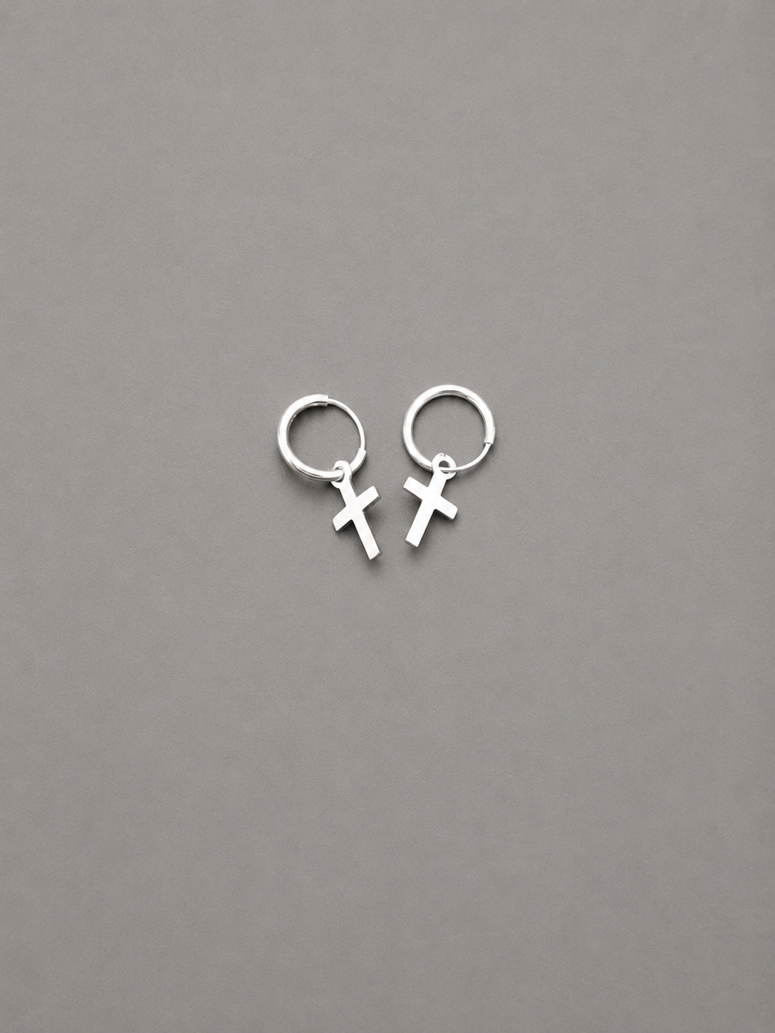 Aretes Cruz Clásica