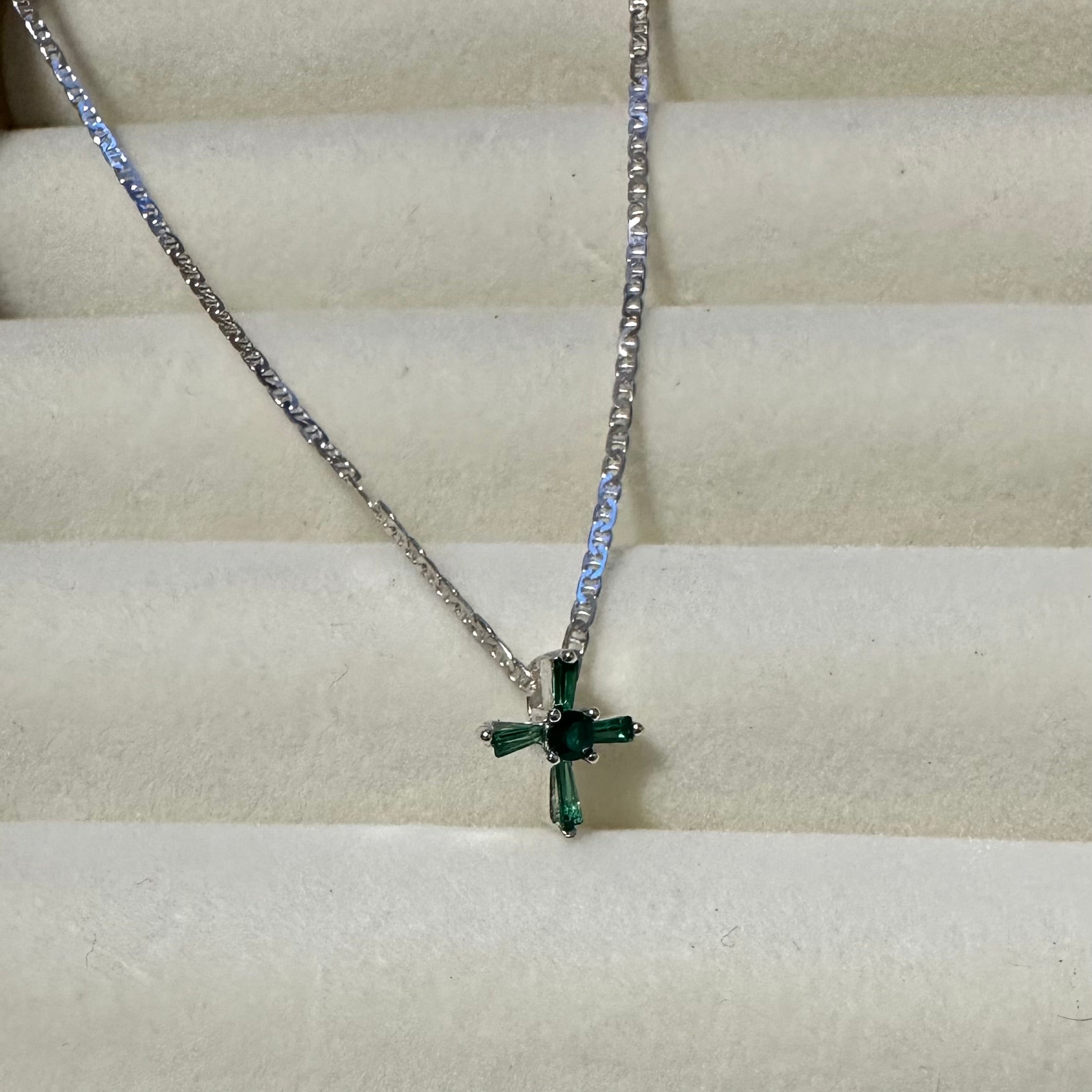 Dije Cruz Verde XS