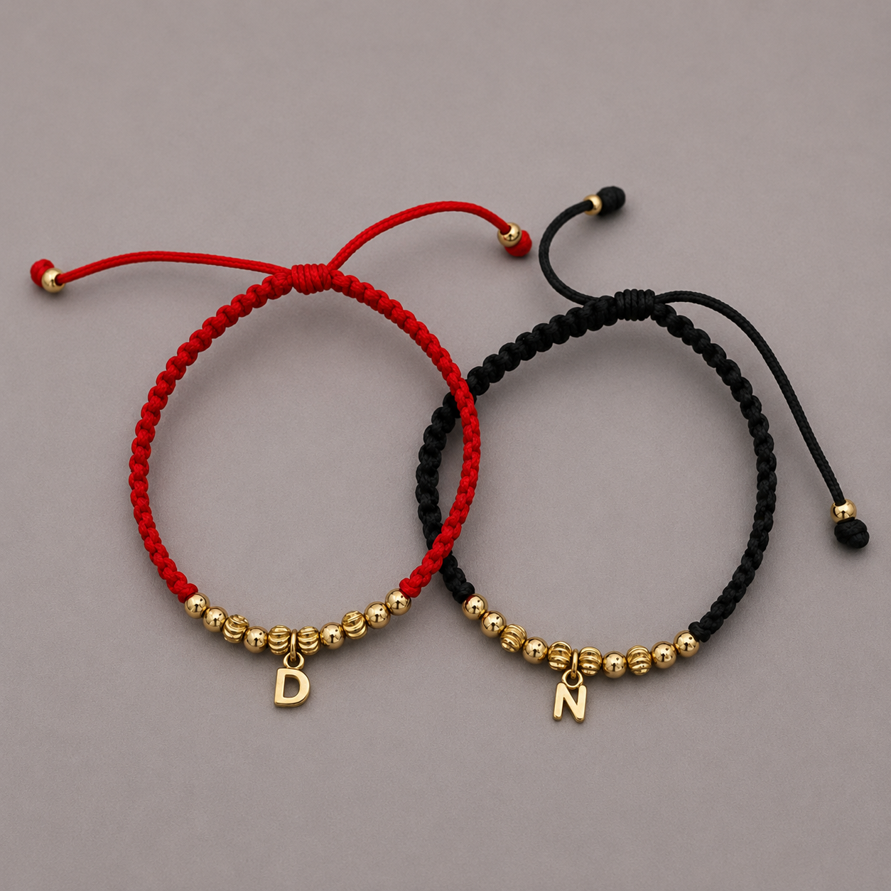 Pulseras Tejidas Letra Mini