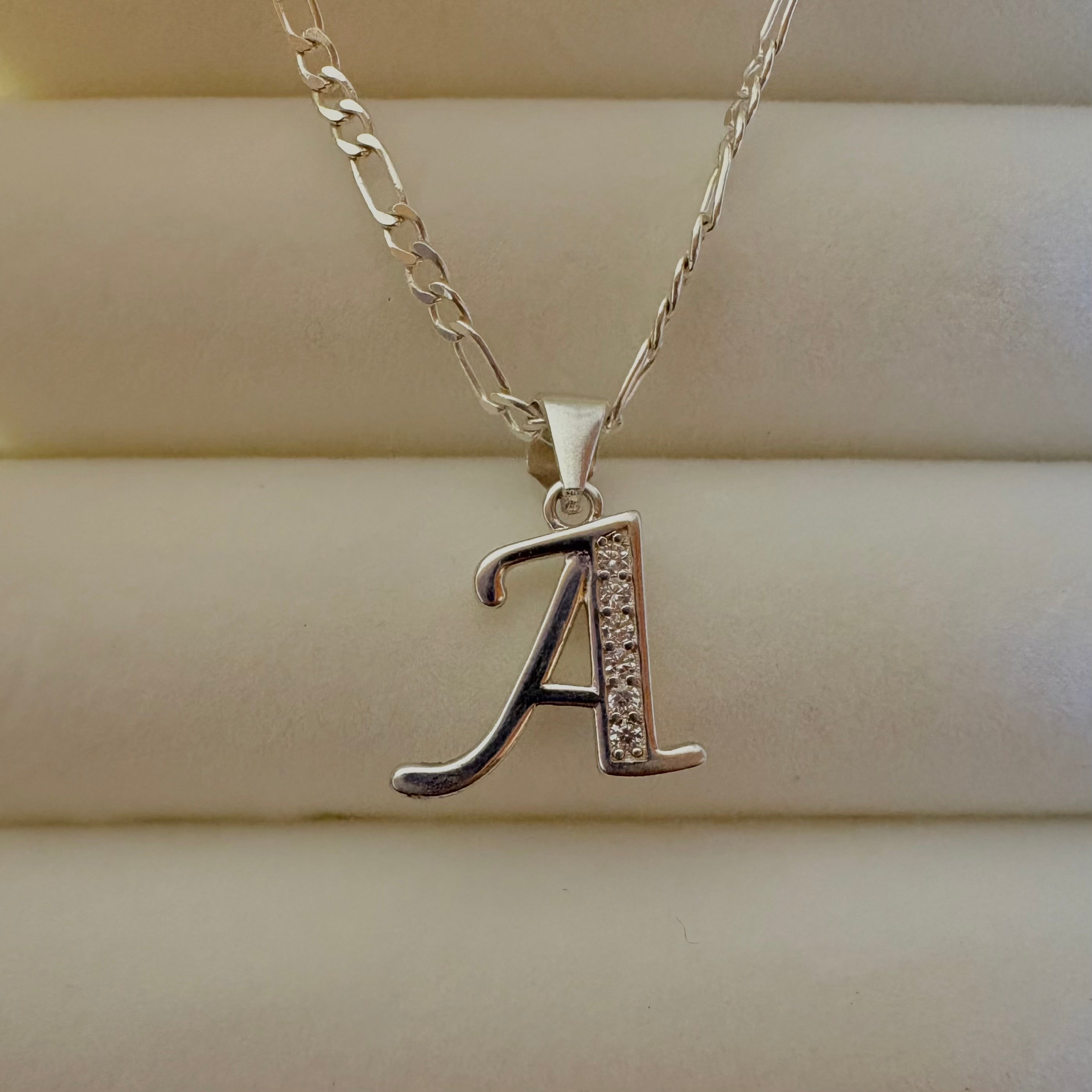 Dij. Letras Grandes