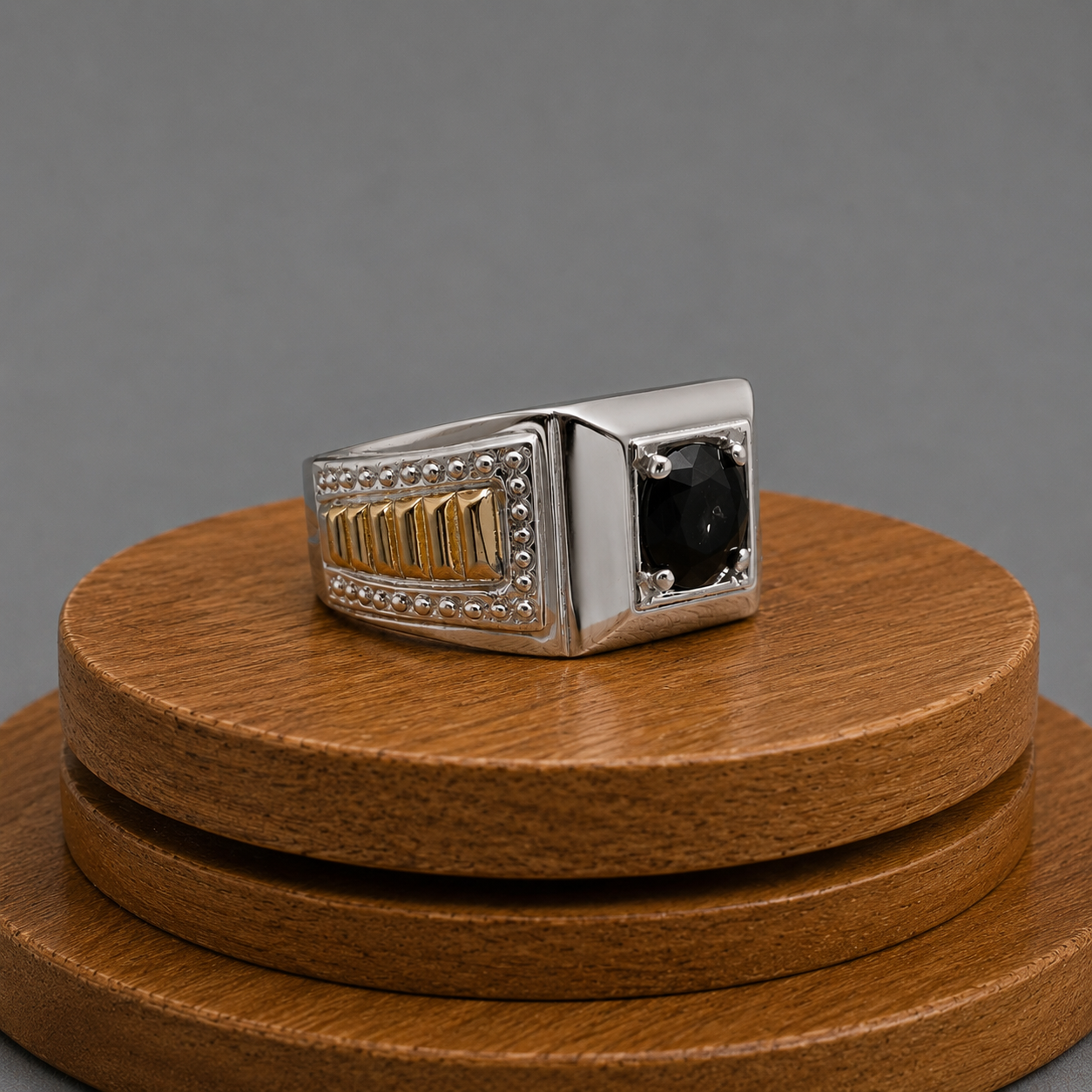 Anillo Hombre Circón Negro