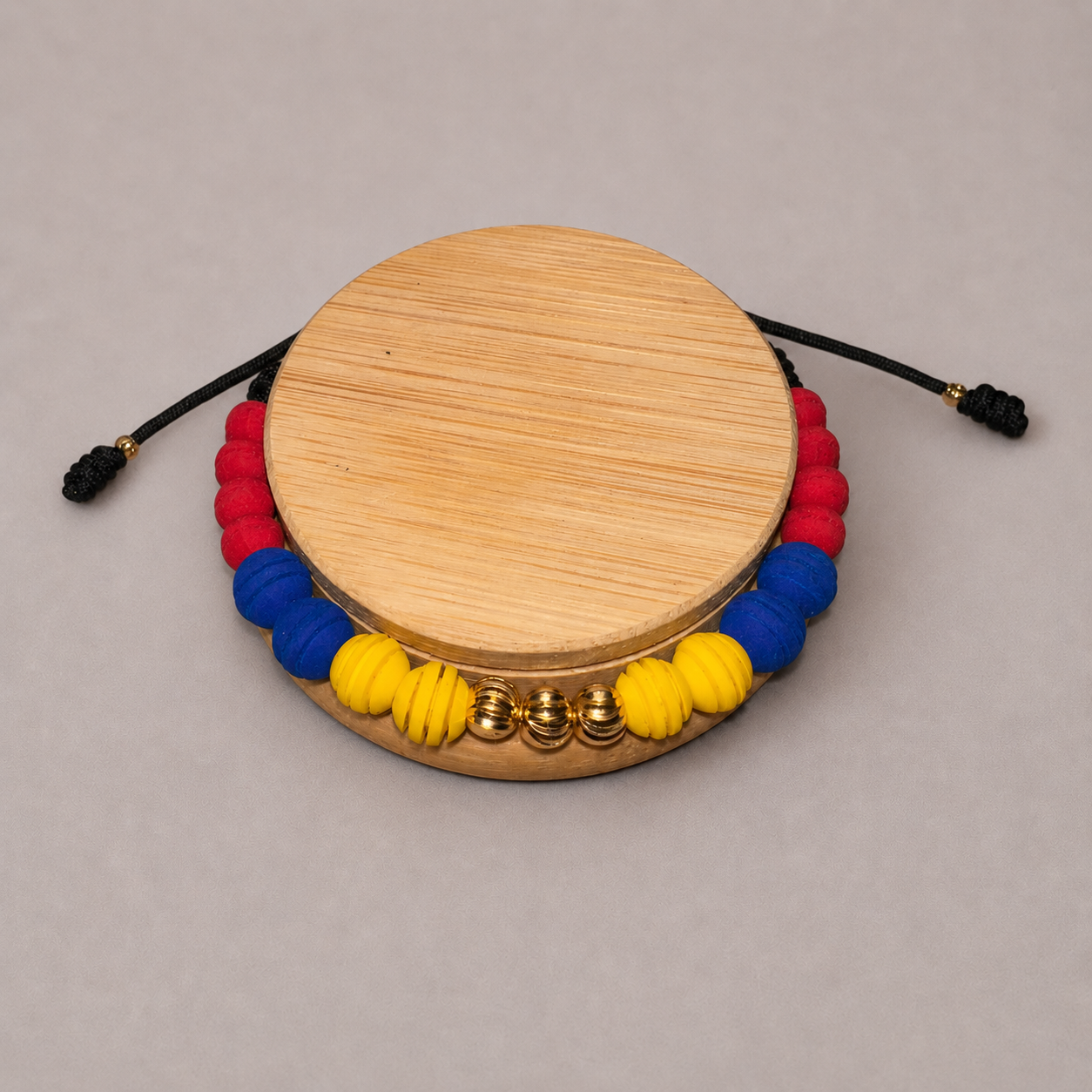 Pulsera Tejida Colombia